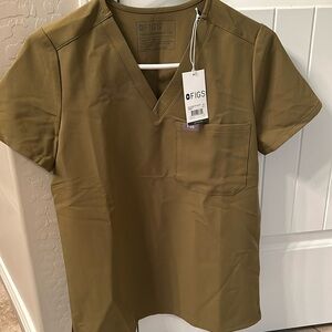 NWT Figs, scrub top color martini olive extra small brand new with tags.